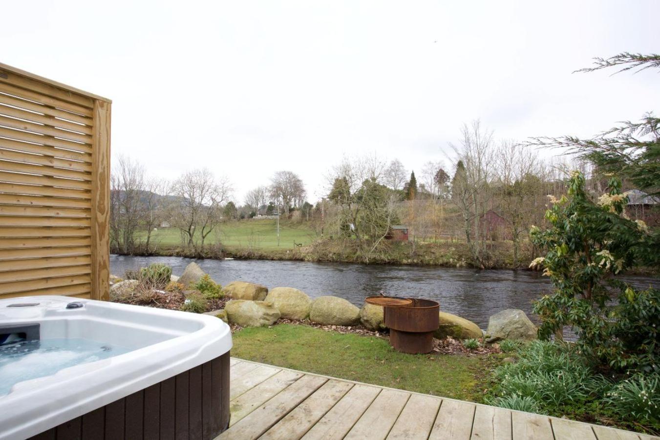 Braidhaugh Holiday Lodge And Glamping Park Crieff Zewnętrze zdjęcie